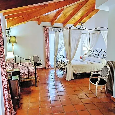 Kro Casa El Descanso Del Peregrino Guadalupe (Extremadura)